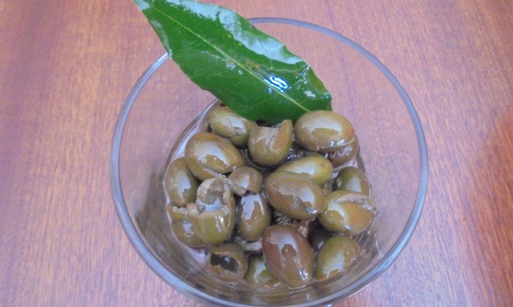 Olive ammaccate (foto di Giuseppe Conte)