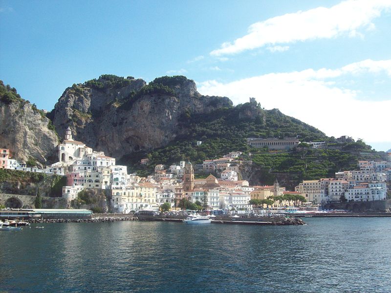 Costiera Amalfitana - Amalfi (foto tratta da wikipedia)