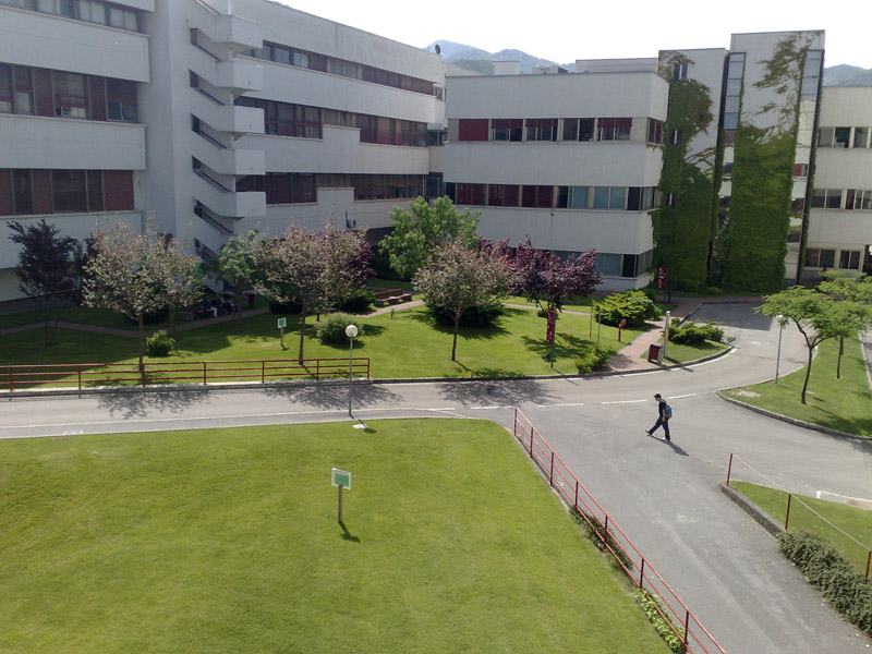 UNISAOrienta - I prati verdi inseriti nel Campus ravvivano il panorama
