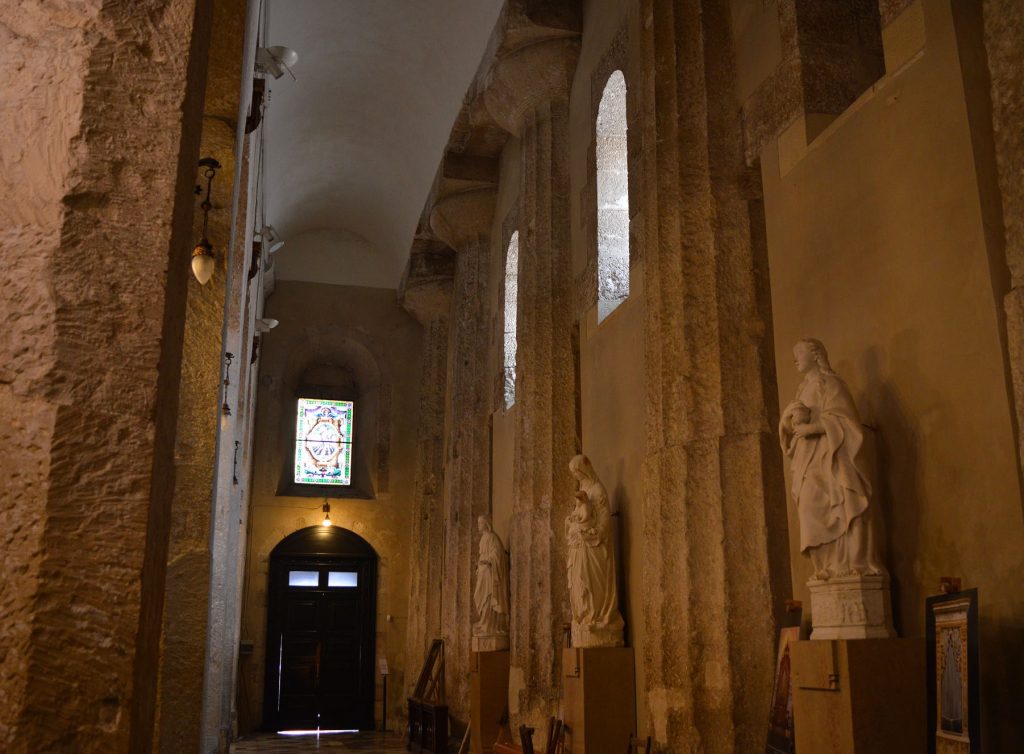le statue del Duomo si siracusa