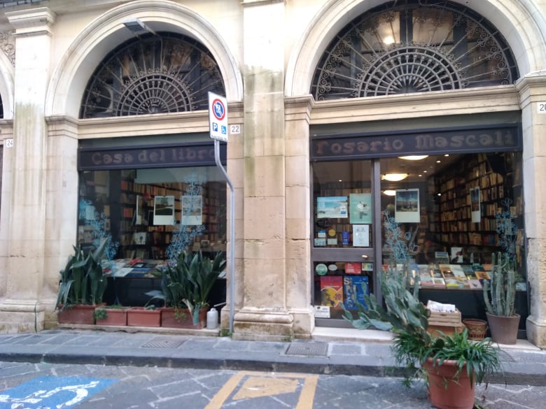 Casa del Libro Rosario Mascali: memoria storica della città
