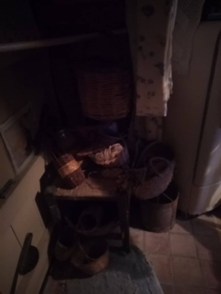 Il cestaio, tra gli antichi mestieri di Noto