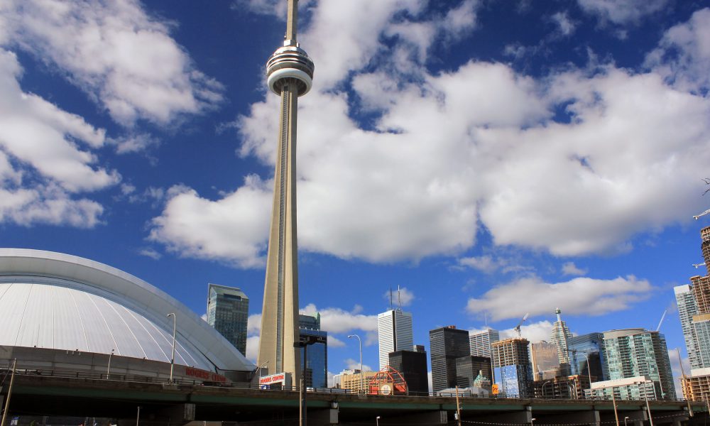CN Tower, lo spettacolare monumento simbolo di Toronto