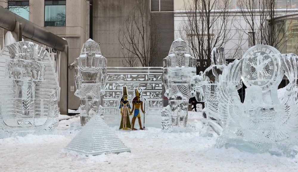 una foto di una scultura dell'Icefest