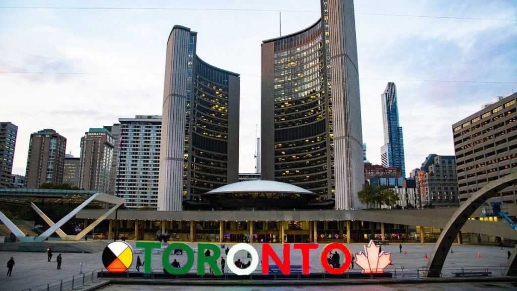 Toronto veste il tricolore