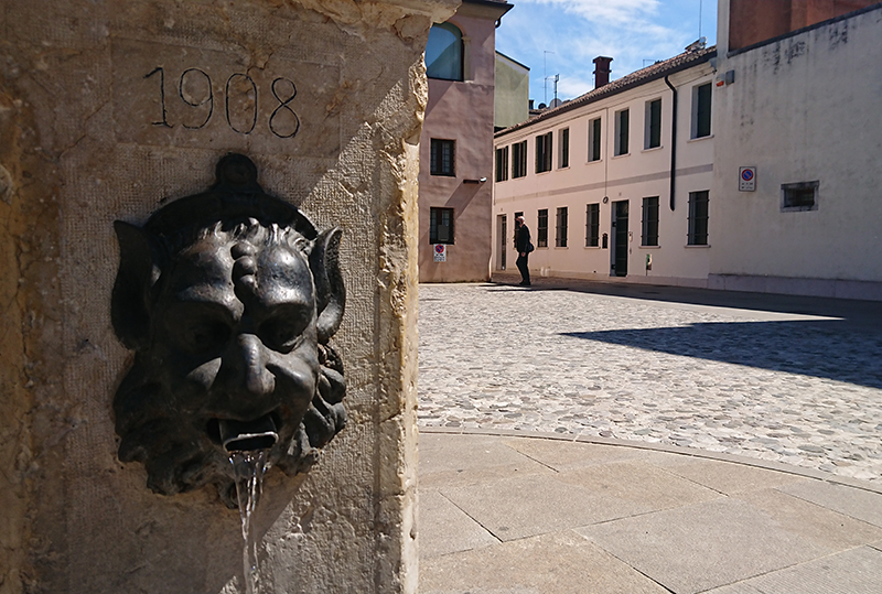 Fontana Piazza Rinaldi Treviso