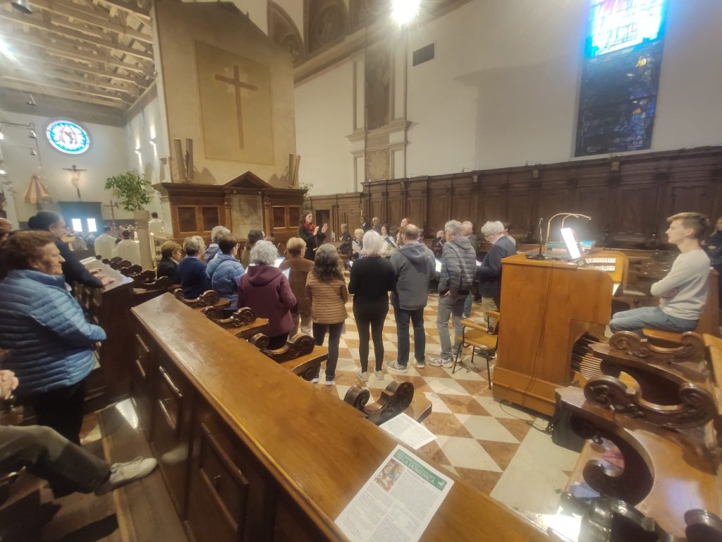 Santuario Coro Ok