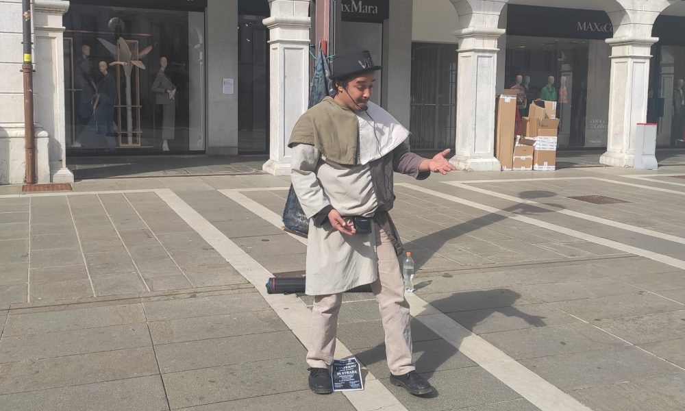 Ali Iusuf Dirie nella piazza
