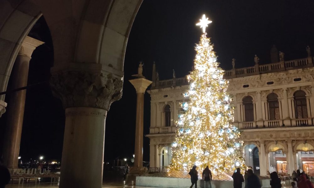 Albero Natale 2024