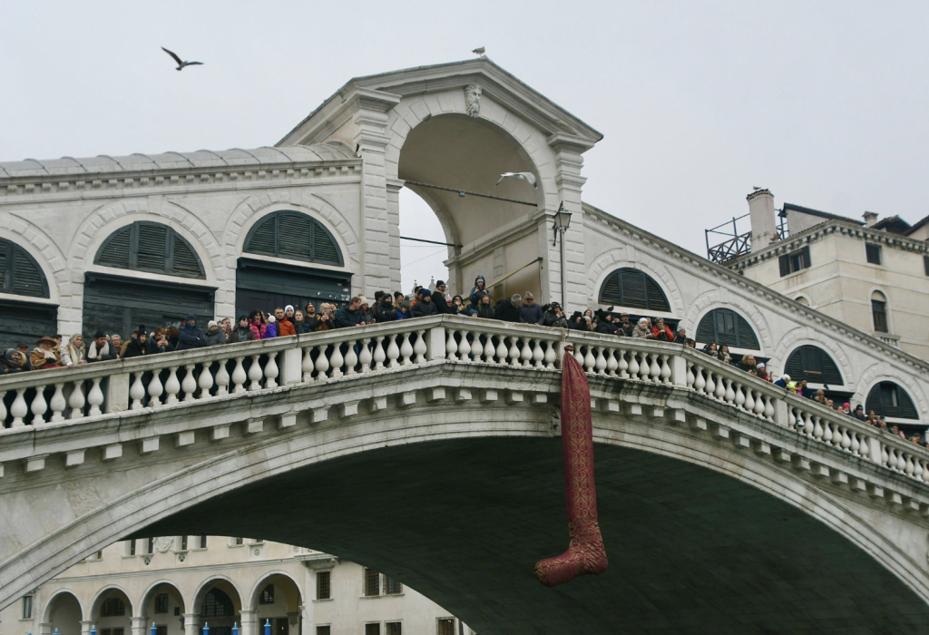 Rialto Calza Befana 2025