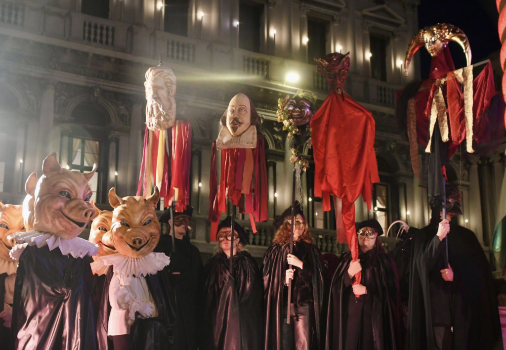 Carnevale Taglio Testa Toro B