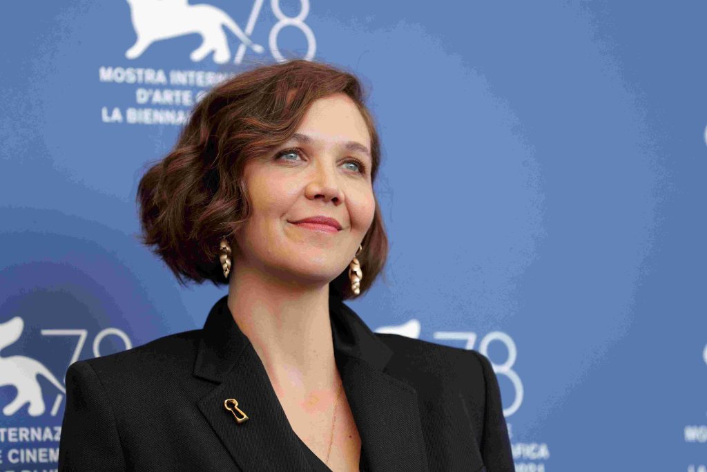 Maggie Gyllenhaal Photocall The Lost Daughter 2021 Courtesy Of La Biennale Di Venezia