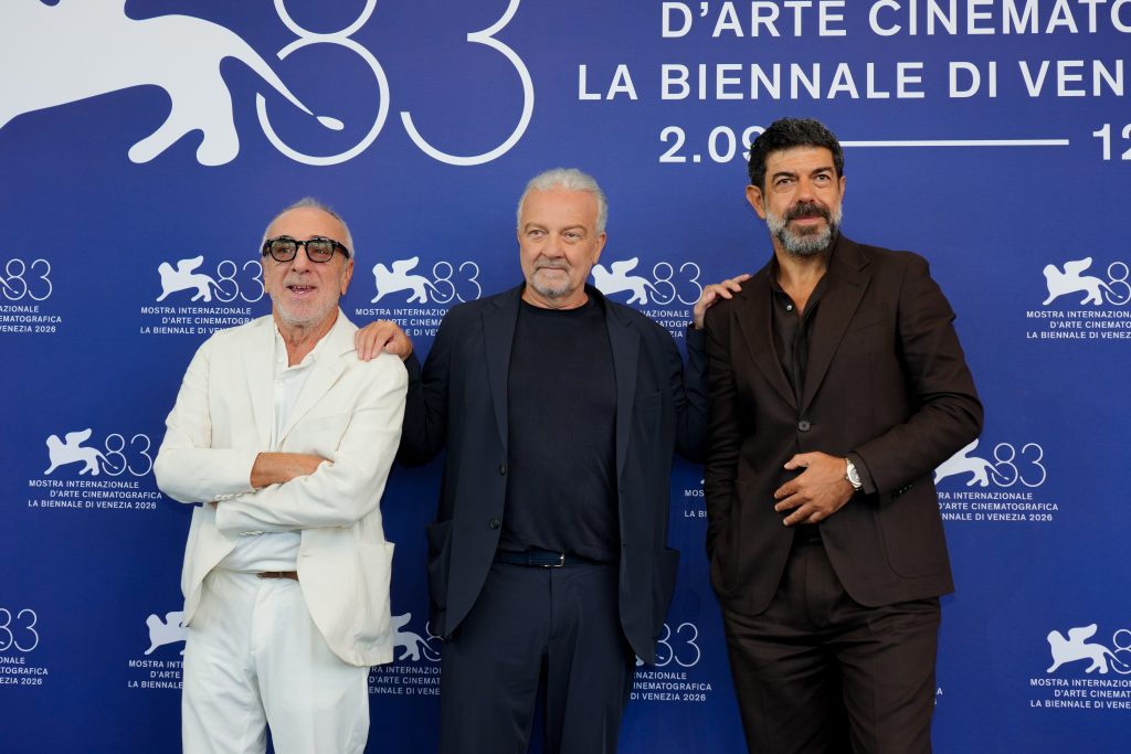 123484 Photocall Dio Ride God Laughs Silvio Orlando Giovanni Veronesi Pierfrancesco Favino Ph. Andrea Avezz Courtesy Archivio Storico La Biennale Di Venezia 2