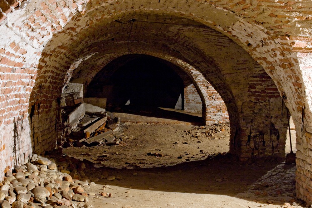 il fiume di ossa è nei sotterranei della chiesa di santa maria maggiore