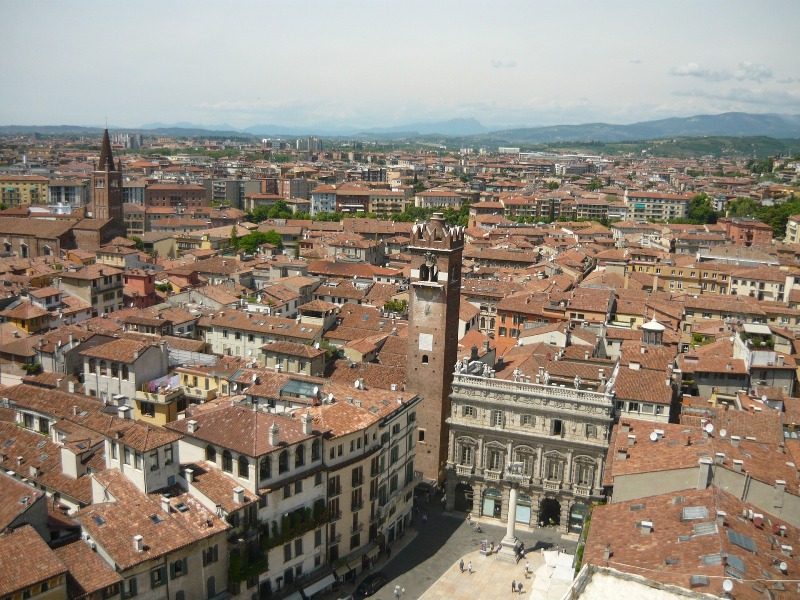punti panoramici: Verona vista dalla torre dei lamberti 