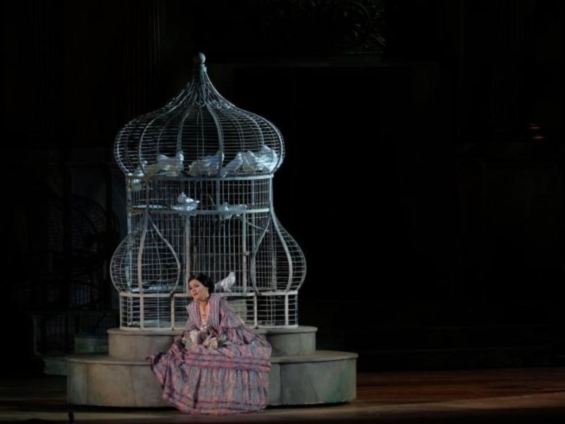 La traviata: Violetta in scena
