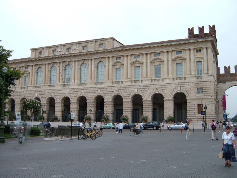 Palazzo Della Gran Guardia