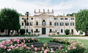 Villa Mosconi Bertani Esterno