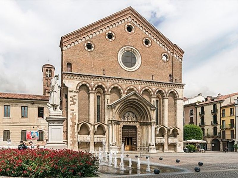 La Chiesa Di San Lorenzo
