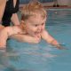 Parchi acquatici a Vicenza - Bimbo Che Nuota in piscina