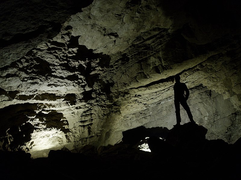 Escursione nel Monte Pasubio - grotte nel vicentino 